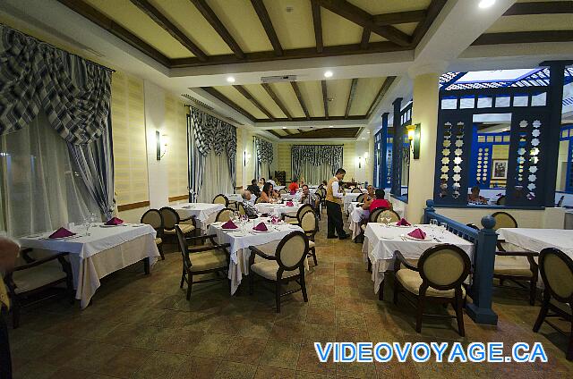 Cuba Cayo Santa Maria Memories Azul / Paraiso L'intérieur du restaurant Italien, avec air climatisé, assez vaste