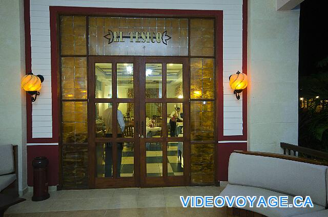 Cuba Cayo Santa Maria Memories Azul / Paraiso L'entrée du restaurant à la carte de cuisine méditerranéenne Tesico, situé dans le Lobby de l'hôtel Paraiso.