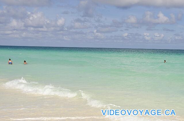 Cuba Cayo Santa Maria Playa Cayo Santa Maria A rather low slope when swimmers enter the water helps to remove more than 100 meters. No algae