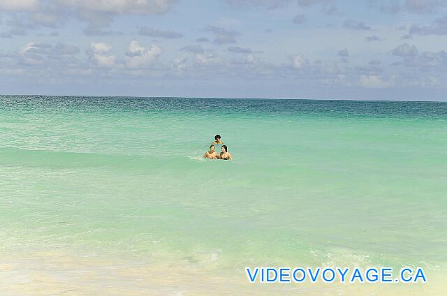 Cuba Cayo Santa Maria Playa Cayo Santa Maria The hotel beach is wide, on more than 900 meters, the concentration of bathers is ypically low.