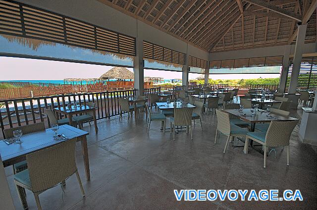 Cuba Cayo Santa Maria Playa Cayo Santa Maria A dining room with a partial ocean view.