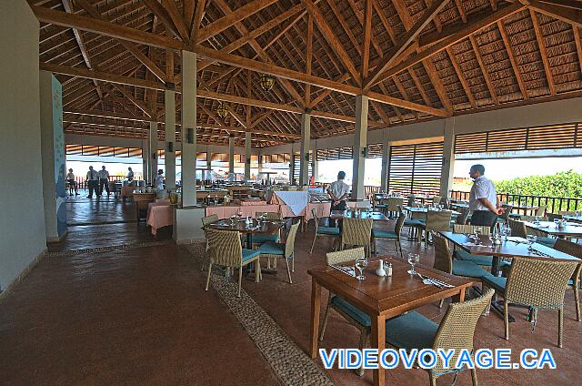 Cuba Cayo Santa Maria Playa Cayo Santa Maria A large dining room