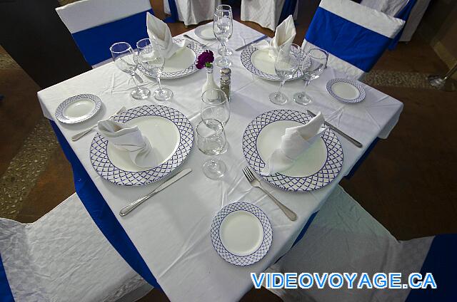 Cuba Cayo Santa Maria Playa Cayo Santa Maria The presentation tables