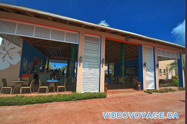 Cuba Cayo Santa Maria Playa Cayo Santa Maria the snack bar located next to the main pool