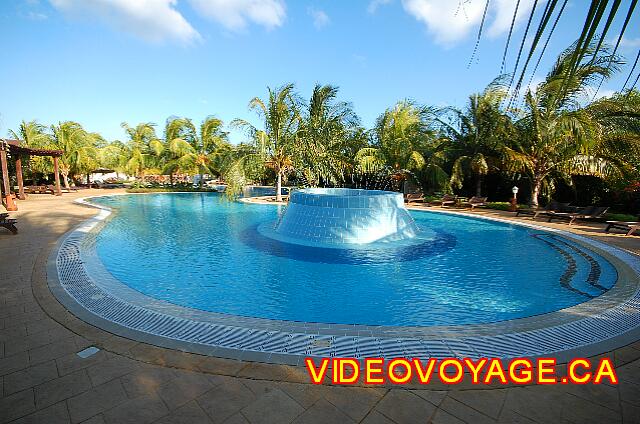 Cuba Cayo Santa Maria Iberostar Ensenachos Le début de la piscine.