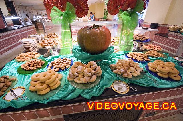 Cuba Cayo Santa Maria Iberostar Ensenachos Bagels, croissants, galletas, ...