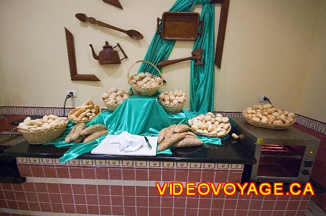 Cuba Cayo Santa Maria Iberostar Ensenachos Pan Bar.