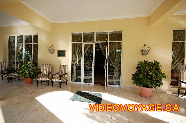 Cuba Cayo Santa Maria Iberostar Ensenachos La entrada del restaurante Palazzo del día, comida italiana