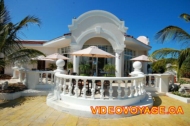 Cuba Cayo Santa Maria Iberostar Ensenachos In the same building as the lobby of the Royal section.