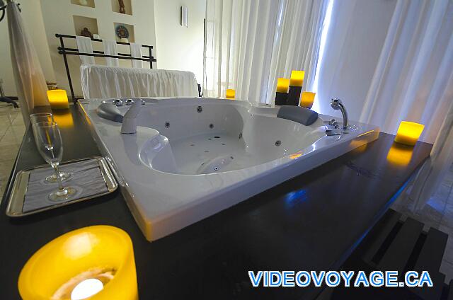 Cuba Cayo Santa Maria Iberostar Ensenachos Un jacuzzi pour deux