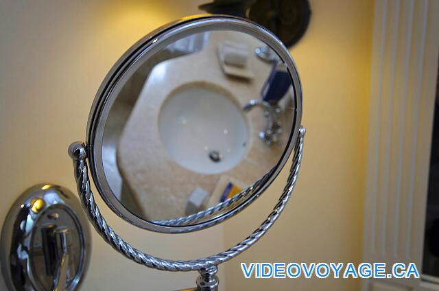 Cuba Cayo Santa Maria Iberostar Ensenachos Magnifying mirror