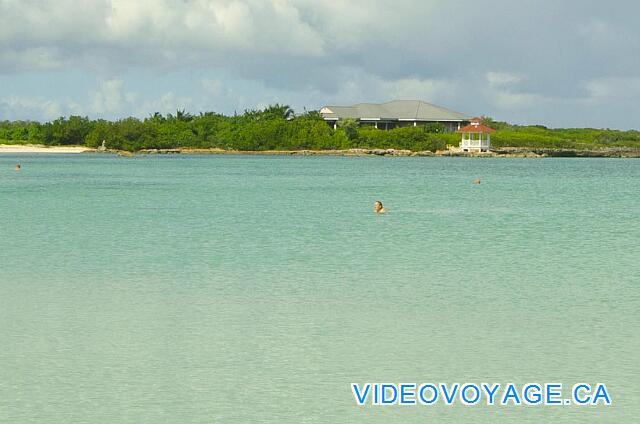 Cuba Cayo Santa Maria Iberostar Ensenachos A distant swimmer's edge ...