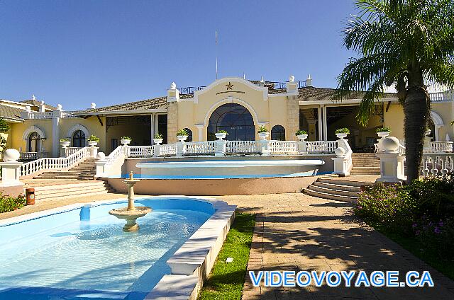 Cuba Cayo Santa Maria Iberostar Ensenachos The rear of the lobby.