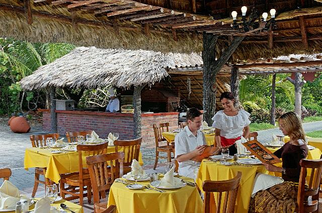 Cuba Cayo Santa Maria Sol Cayo Santa Maria Le grill bar La Picua est ouvert le jour seulement.