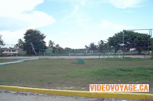 Cuba Santa Maria Del Mar Tropicoco Le terrain de tennis