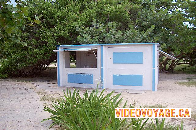 Cuba Santa Maria Del Mar Tropicoco Beach bar him. Juices and soft drinks but no drink with alcohol.