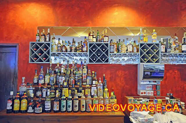 Cuba Santiago de Cuba Melia Santiago de Cuba Une vaste sélection de boissons locales et internationales.