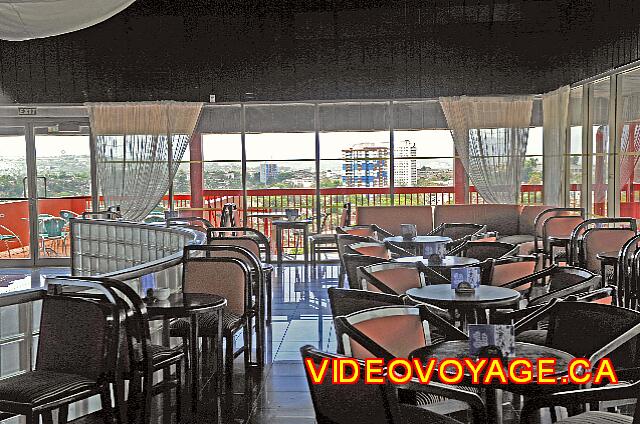 Cuba Santiago de Cuba Melia Santiago de Cuba El Bar Bello ubicado en la azotea del edificio.