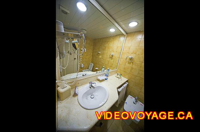 Cuba Santiago de Cuba Melia Santiago de Cuba The counter in the bathroom big enough room.