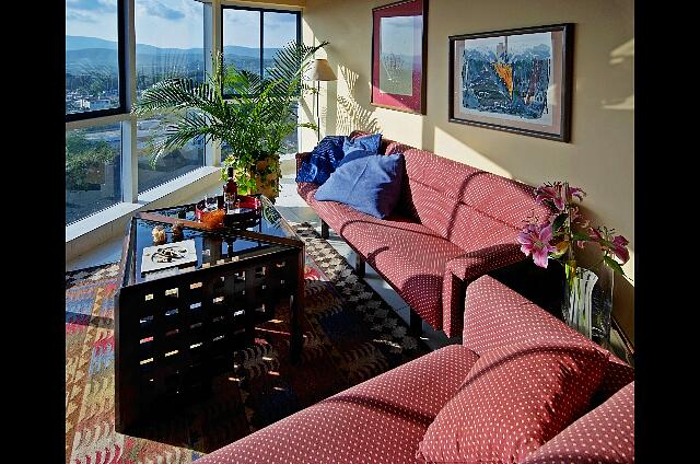 Cuba Santiago de Cuba Melia Santiago de Cuba Hay 4 suites en los pisos superiores.