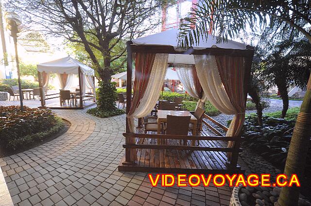 Cuba Santiago de Cuba Melia Santiago de Cuba Otras mesas para cenas románticas.