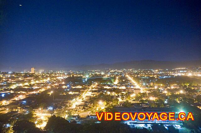 Cuba Santiago de Cuba Melia Santiago de Cuba La vista por la noche.