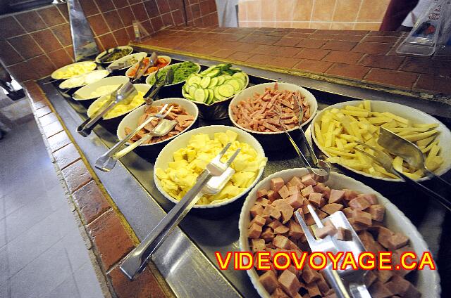 Cuba Trinidad Costasur Vegetables, meat, cheese, ...