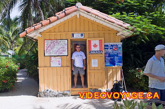 Cuba Varadero Barcelo Arenas Blancas Le service de toilette de plage et pour s'inscrire à la plongé sous-marine, l'introduction dans la piscine est gratuite.