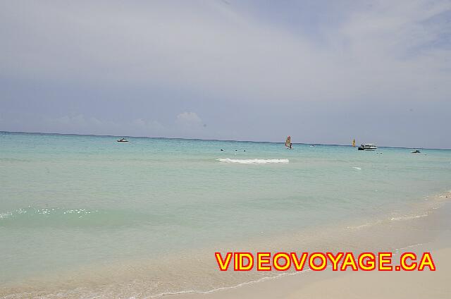 Cuba Varadero Barcelo Arenas Blancas Des vagues de faibles à moyennes intensités.