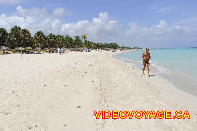 Cuba Varadero Barcelo Arenas Blancas Heading west on the beach continues over 10 kilometers.