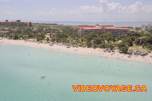 Cuba Varadero Barcelo Arenas Blancas Une vue aérienne de la plage, une eau translucide sans algue.