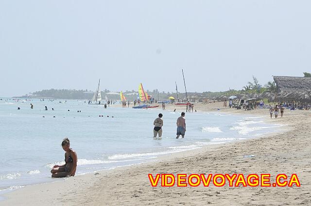 Cuba Varadero ROC Arenas Doradas Beaucoup de monde sur la plage.