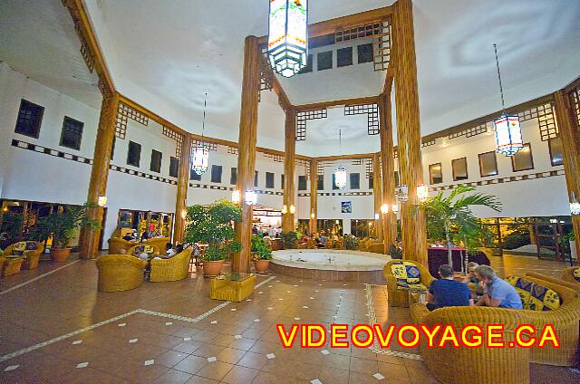 Cuba Varadero ROC Arenas Doradas Lobby A medium size non-air-conditioned.