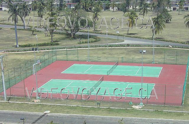 Cuba Varadero Solymar Des terrains de tennis et de basketball.