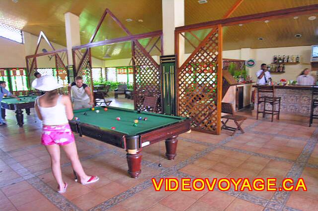 Cuba Varadero Solymar La salle de jeux avec des tables de billard.