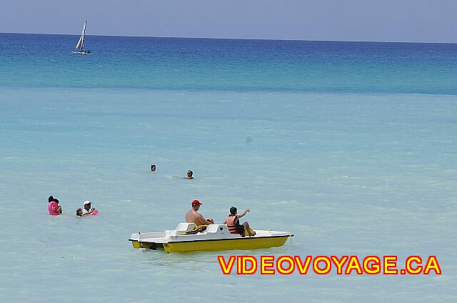 cuba Varadero ROC Barlovento Un pédalot y un velero.