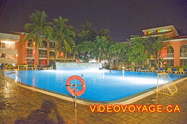 cuba Varadero ROC Barlovento With lighting at night in the pool.