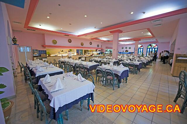 cuba Varadero ROC Barlovento Un restaurant climatisé de moyenne dimension.