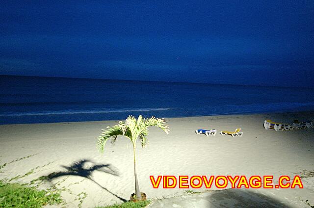 Cuba Varadero Breezes Bella Costa La plage le soir.