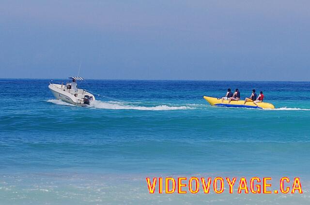 Cuba Varadero blau Varadero En promenade. Ne pas conserver sur vous de montre, bague ou chaine... car lorsque vous êtes éjecté du banana boat, il est courant que les gens perdent des bijoux.