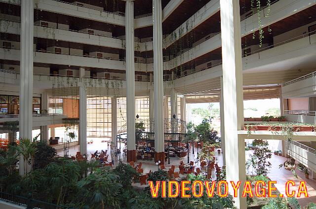 Cuba Varadero blau Varadero A aire ouverte, un grand espace pour le Lobby bar.