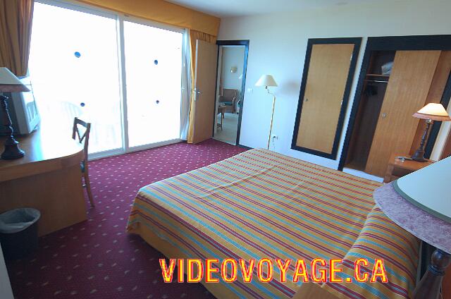 Cuba Varadero blau Varadero The bedroom with the door that communicates with the living room.