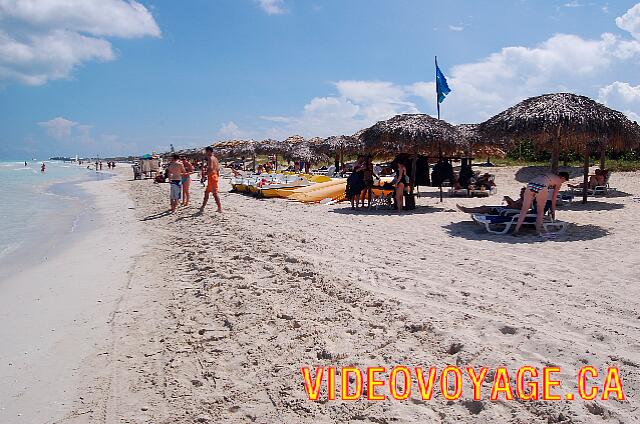 Cuba Varadero blau Varadero Una playa de poca profundidad y sin palmera en el borde.