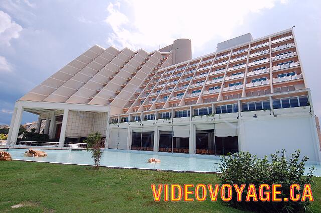 Cuba Varadero blau Varadero On the ground floor theater, the second buffet restaurant.