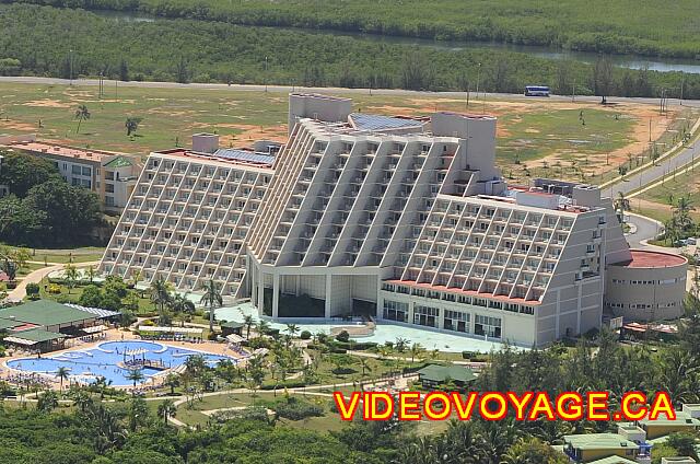 Cuba Varadero blau Varadero Un edificio imponente.