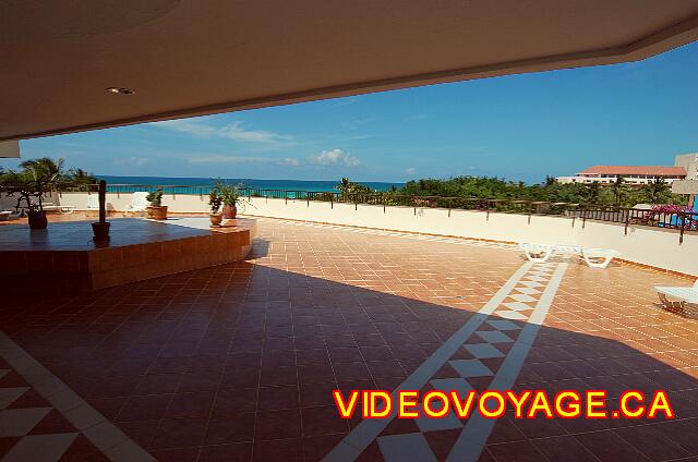 Cuba Varadero Breezes Varadero Una gran terraza en las suites júnior edificio.