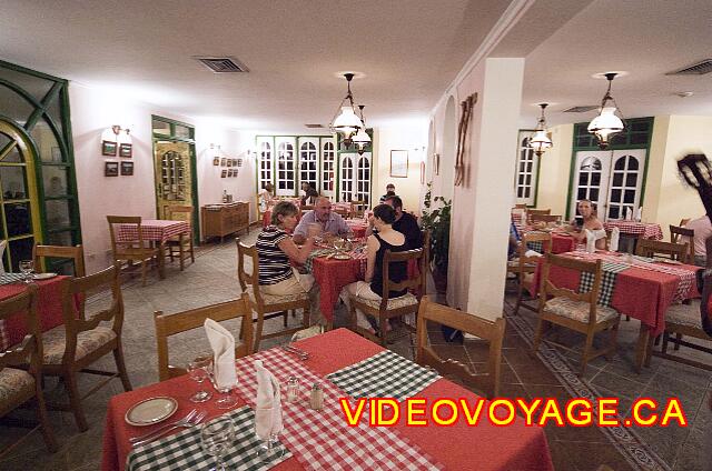 Cuba Varadero Breezes Varadero En el interior del restaurante con aire acondicionado.