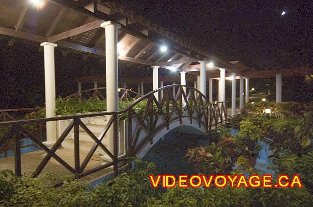 Cuba Varadero Breezes Varadero El a la carta italiana de Martino Pasta Bar está situado en un edificio completamente este del sitio. Tienes que ir cerca del puente.