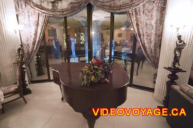 Cuba Varadero Breezes Varadero Big columns, statues outside lit with light effects ...