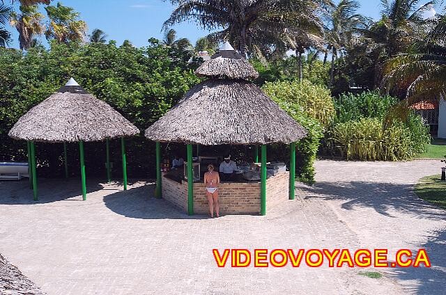 Cuba Varadero Breezes Varadero El Bohios, right a roof with tables for dinner.
